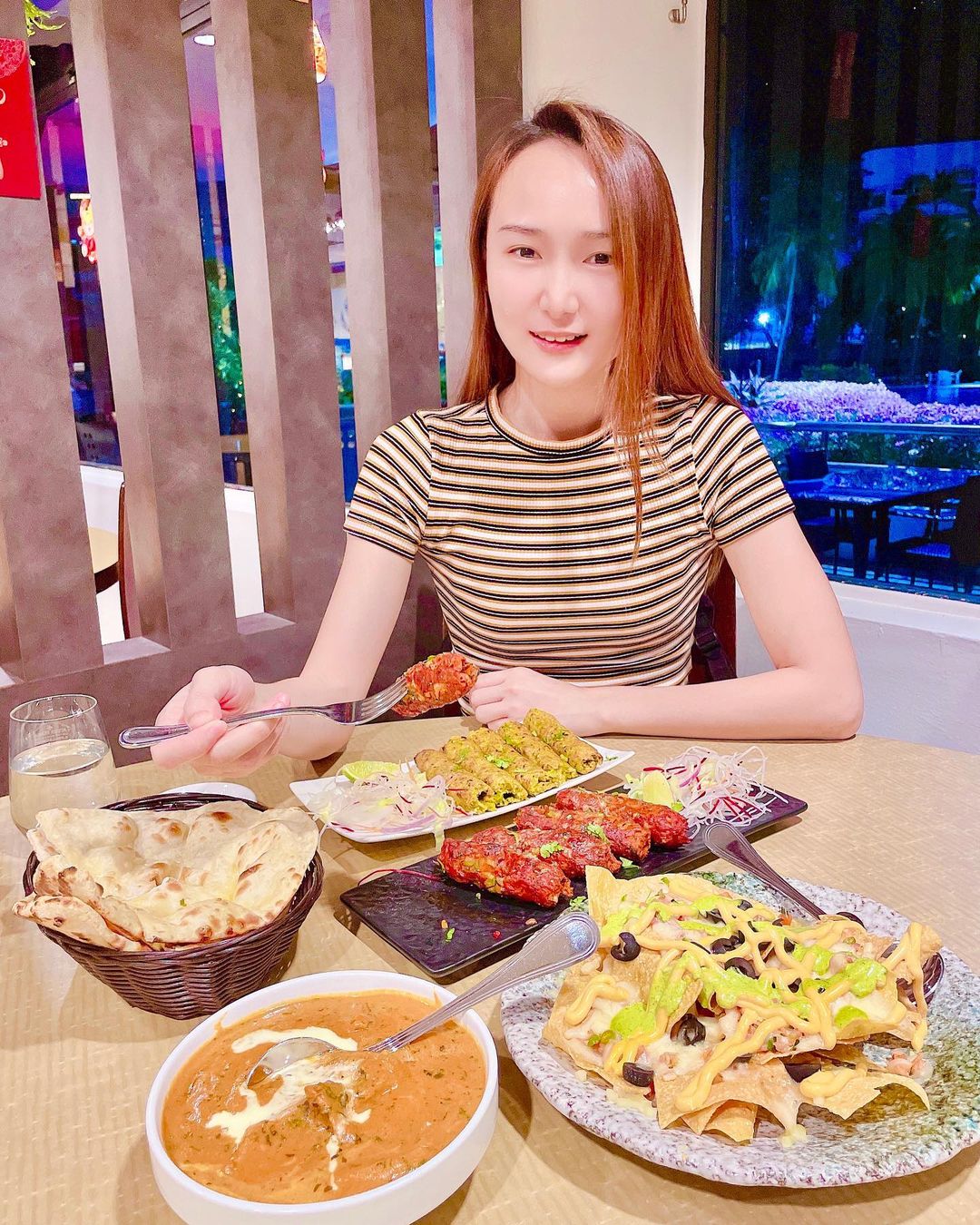 Fork & Spoon Food Court No Pork & No Lard