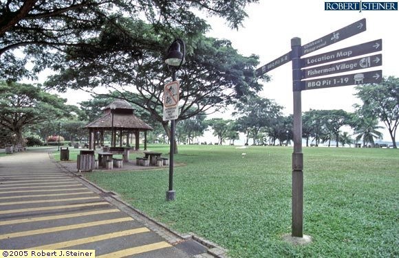 Pasir Ris Park, Which direction to go?